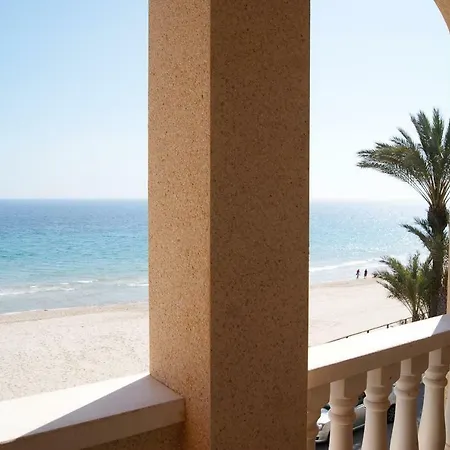 Riviera Apartment *